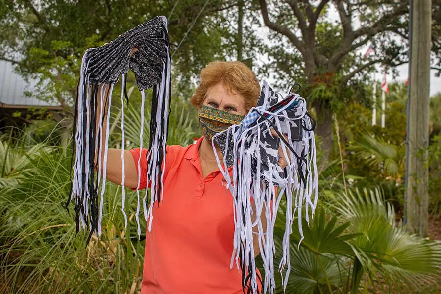volunteer with masks