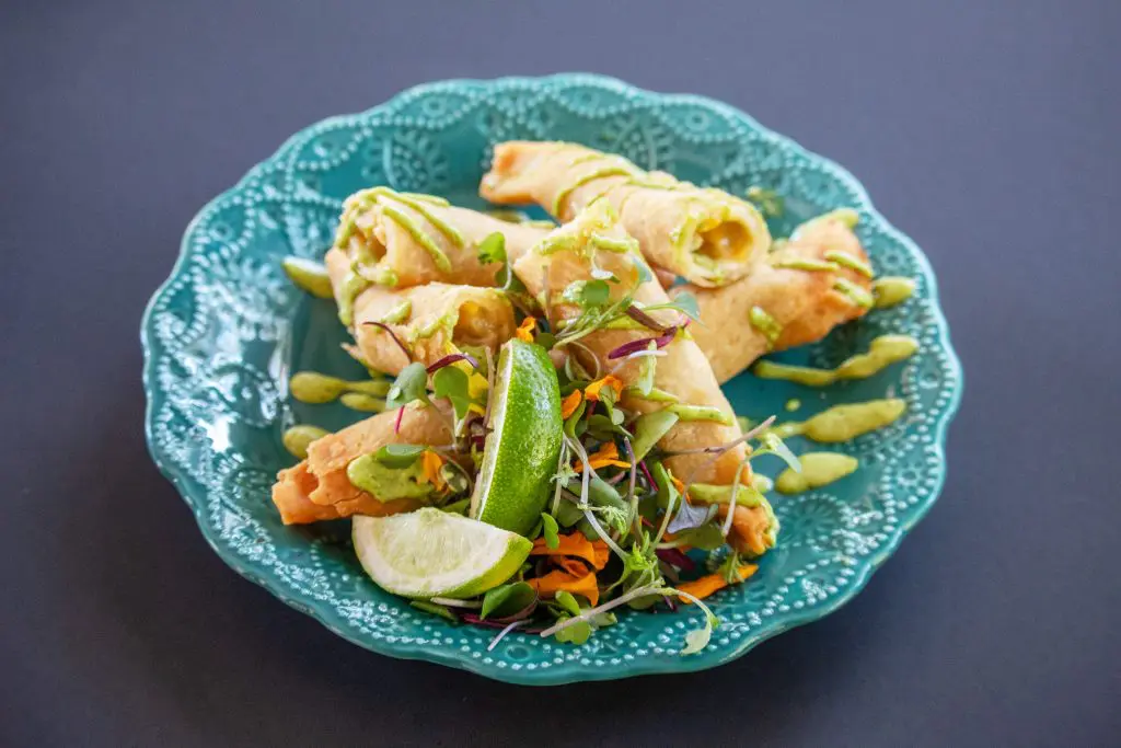 Hatch Green Chili Flautas (2)