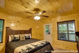 Smoky Mountain cabin bedroom