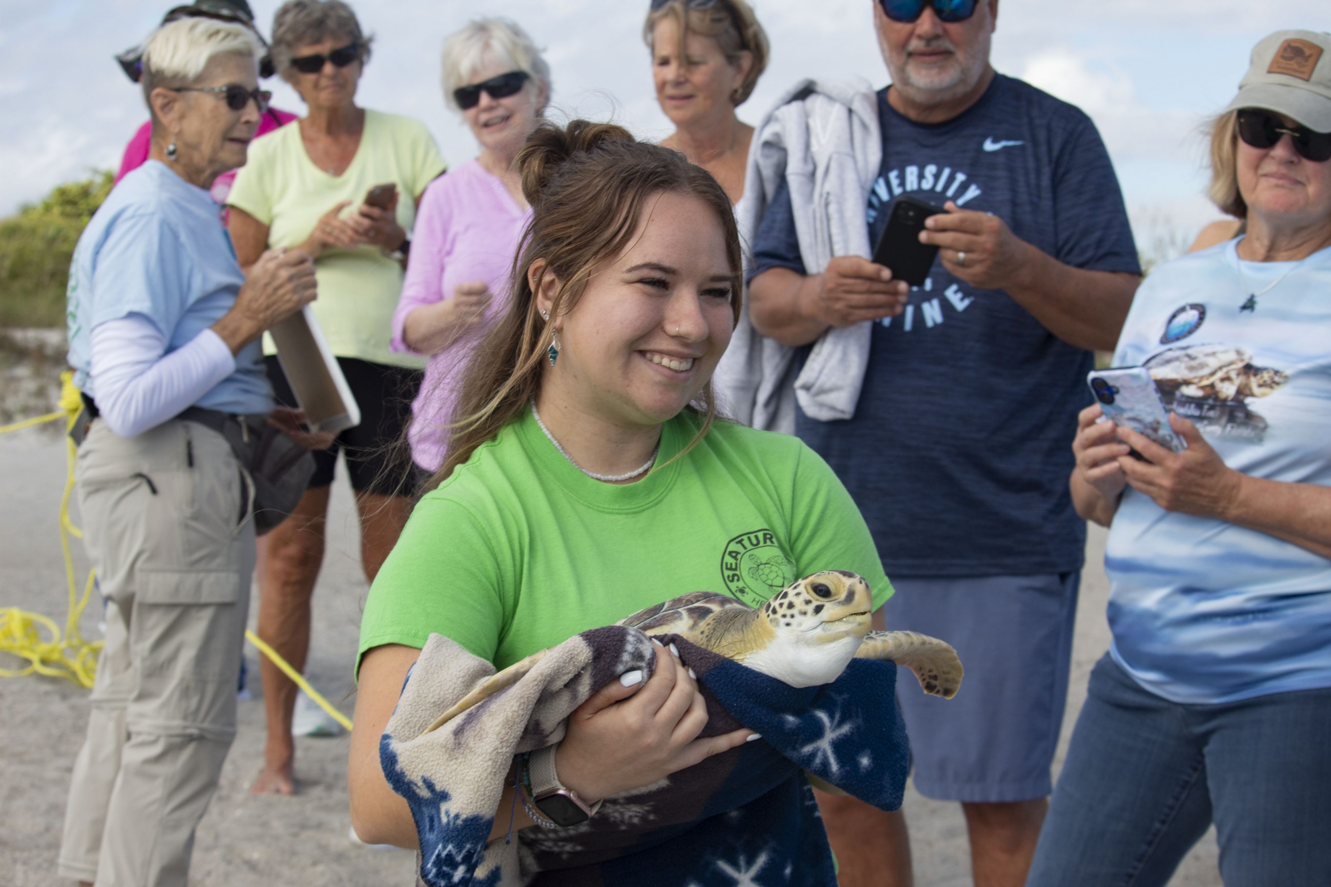 Two Sea Turtles Rehabilitated and Returned to the Ocean - Brevard Zoo